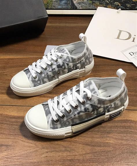 dior low top sneaker